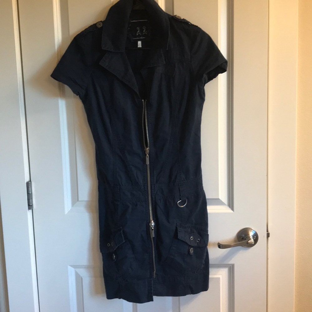 Twenty Two zip down dress. Size P. Navy.